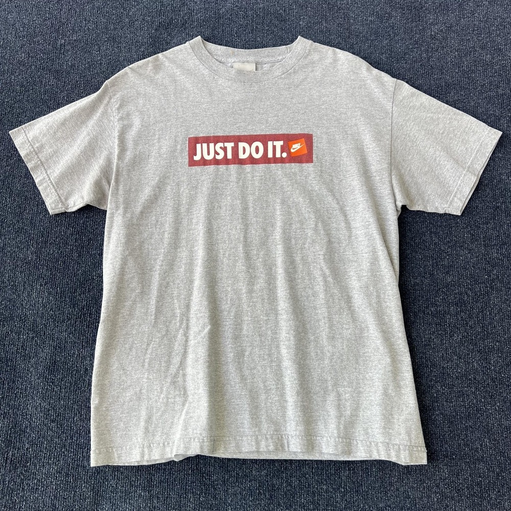 Y2K Nike Mens Medium Gray Just Do It Graphic Tee T-Shirt Swoosh Logo Athletic